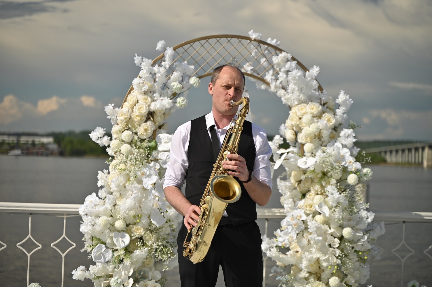 Музыкант саксофонист на свадьбу в Перми&nbsp;